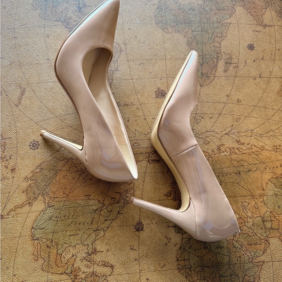 Nine West Glossy Nude Heels - Picture 4 of 13